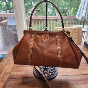 Patricia Nash Neboli frame satchel. Heritage leather. Tan. With handle and strap